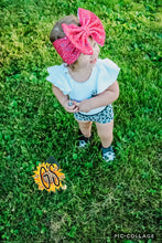 Load image into Gallery viewer, Cow & Red Paisley Bummie/Bow Set