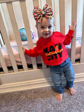 Load image into Gallery viewer, Long Sleeve Oversized Crop
