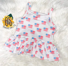 Load image into Gallery viewer, Strappy Peplum Tank
