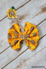 Load image into Gallery viewer, Leopard Sunflower Bows
