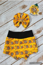 Load image into Gallery viewer, Leopard Sunflower Bummie Set
