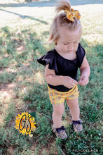 Load image into Gallery viewer, Leopard Sunflower Bows
