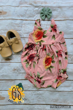 Load image into Gallery viewer, Mystery Anniston Romper
