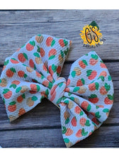 Load image into Gallery viewer, Peach Bows
