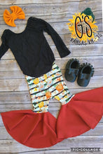 Load image into Gallery viewer, Pumpkin Stripe Bells
