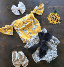 Load image into Gallery viewer, White Lace Bloomers w/ Denim Belt
