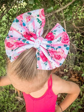 Load image into Gallery viewer, Pink Floral Striped Bows
